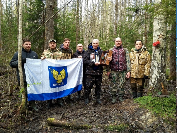 Общая фотография с Николаем Ивановичем, внуком Сапогова Г.Я.